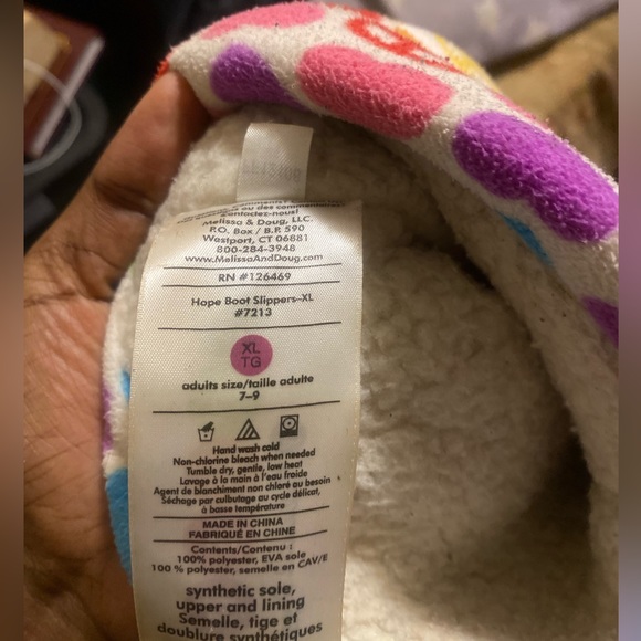 Beeposh Melissa & Doug Peace/Heart slipper boots - Picture 4 of 6